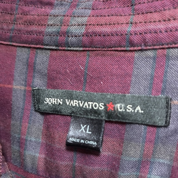 John Varvatos Button Down Peace logo - Picture 7 of 10